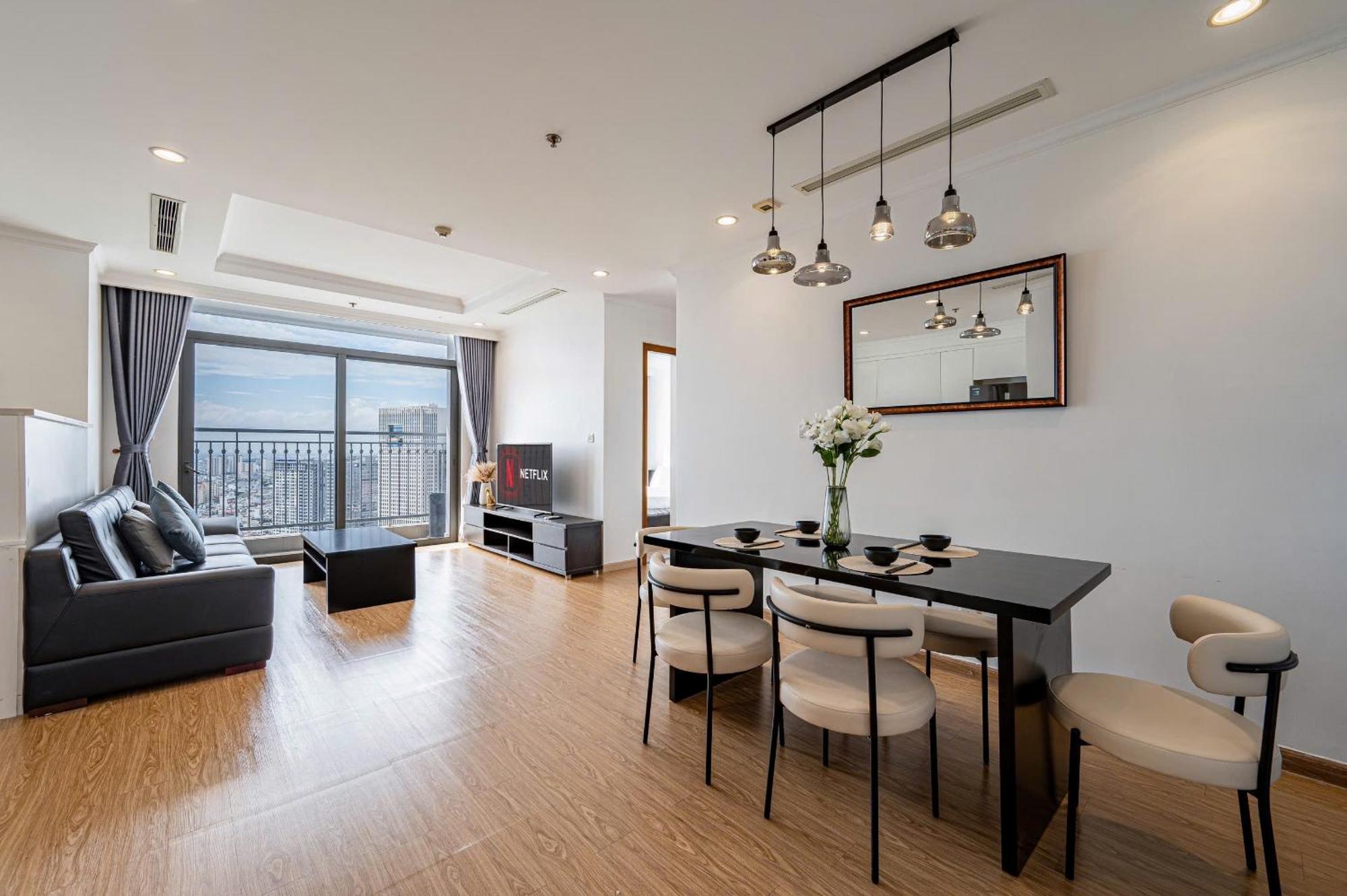 Apartment At Landmark - Vinhomes