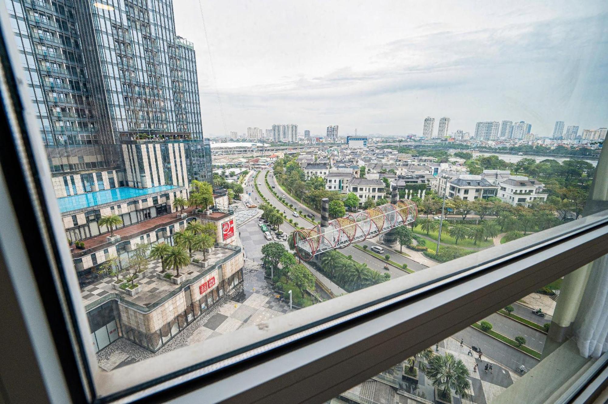 At Landmark - Vinhomes * Ho Chi Minh City